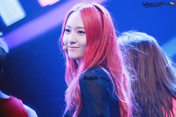 考古郑秀晶红发时期,我觉得好美