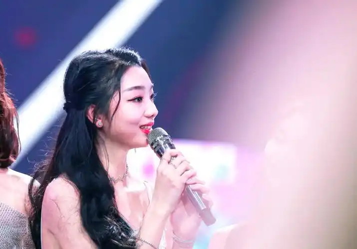 创造101李紫婷图片