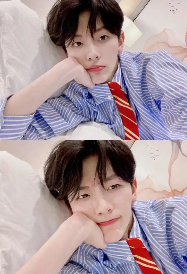 创造营2020最帅女生刘梦黄色头发搭配蓝色短袖满满少年感