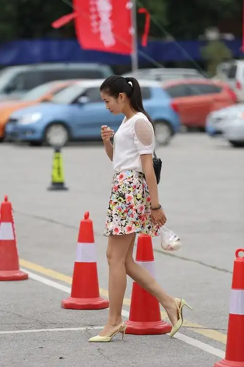 jpg 街拍七月 第11贴 【10p】 - 签约原创独发作品- 街拍第一站