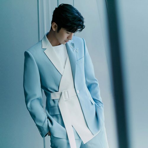 王源同款设计感西装外套男歌手主持人结婚拼接休闲修身西服套装男