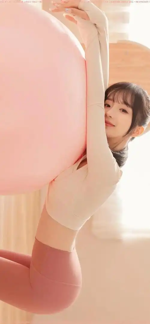 美女*壁纸*七十九_网易订阅