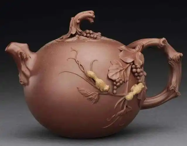 紫砂壶经典壶型松鼠葡萄壶