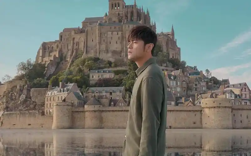 周杰伦倒影翻唱一小段