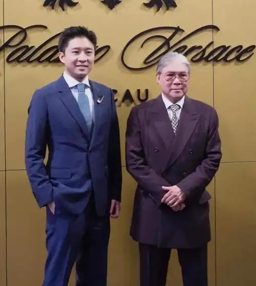 何超琼全家,霍震霆霍启山,赵露思:澳门夜名利场闪耀盛典