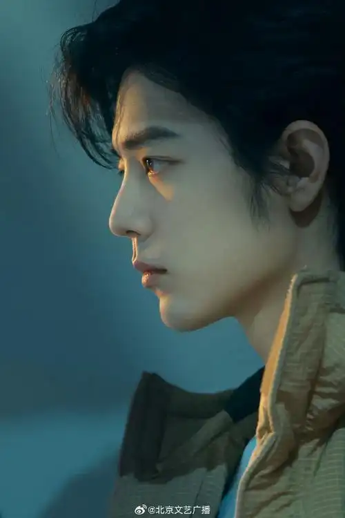 肖战顺毛侧颜##肖战工作室疯狂输出