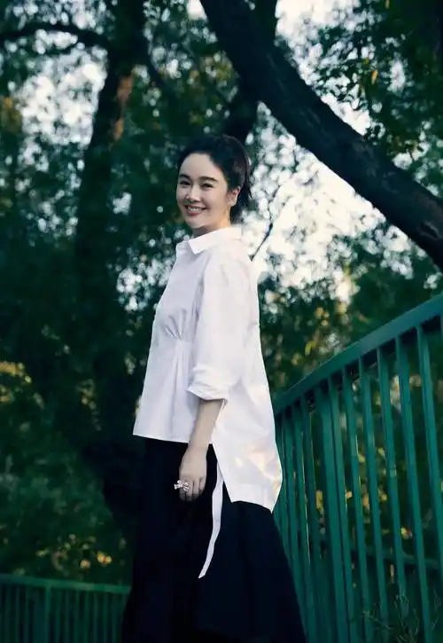 左小青:嫁大20岁富商老公,历经11年婚姻,爱情变友情,无怨无悔_体操