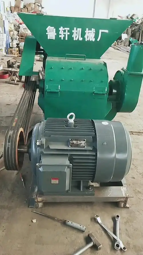 饲料粉碎机#37kw电机带动的粉碎机就是这样的