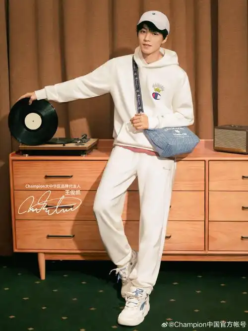 champion##champion大中华区品牌代言人王俊凯##champion冠军王俊凯