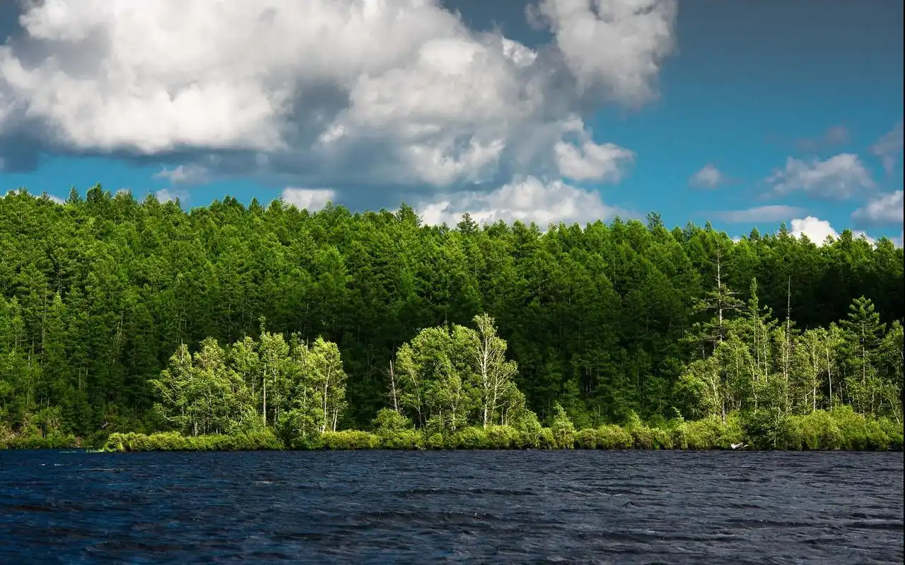 内蒙古阿尔山风景win7电脑桌面主题壁纸