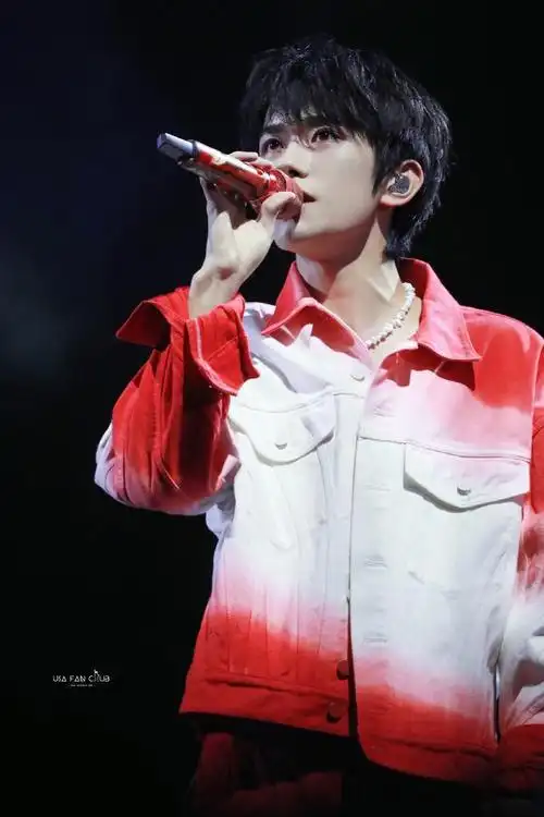 明星系列壁纸～易烊千玺