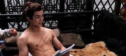 长歌行草原猛男团观影会吴磊为一场戏健身四个月