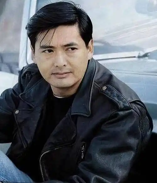 68岁周润发近照看着心酸,皮包骨手臂上全是疙瘩,晚年患糖尿病_生活