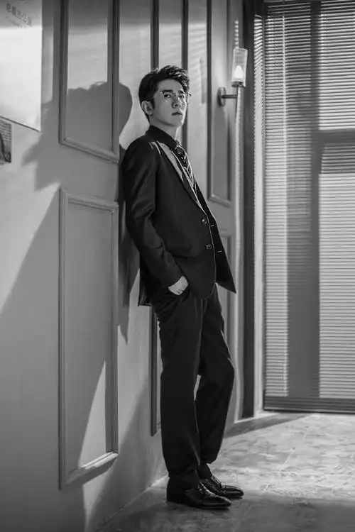 季肖冰西装杀##季肖冰机智的恋爱生活