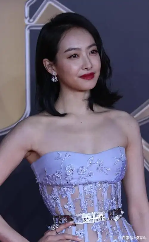 宋茜活动现场近距离多角度抓拍高清无修复生图,气质杠杠的!