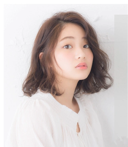 适合圆脸的短发发型 完美搭配才能出好脸型