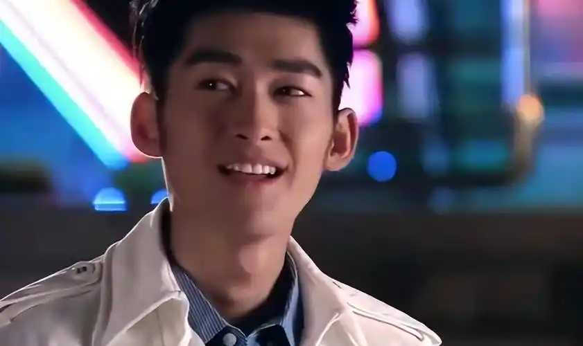 网友扒出4位肇事逃逸明星,1个比1个离谱_张翰_胡彦斌_李易峰