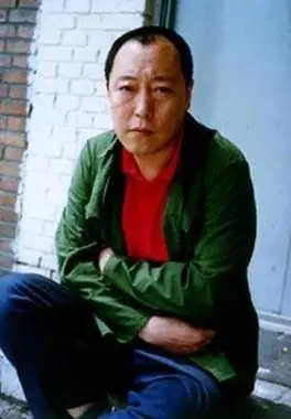 回顾倪大红年近60终于爆火推过马车拉过磨成功的背后全是辛酸