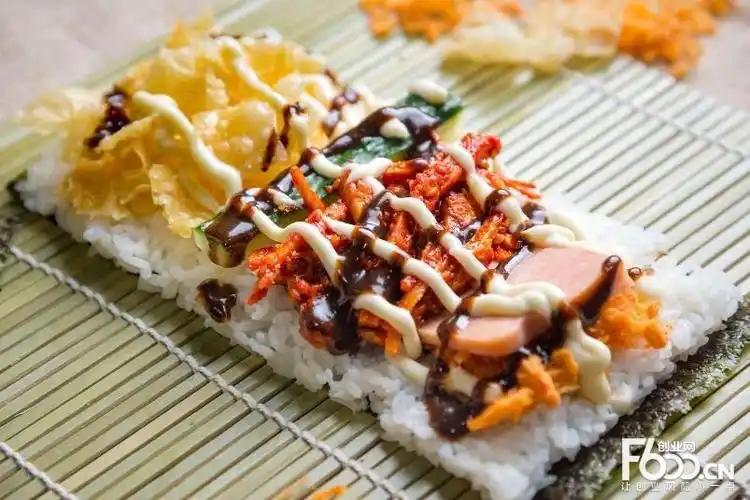 狸猫超人饭团图片展示