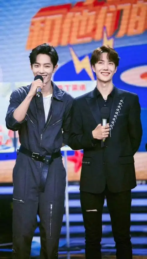 《陈情令》开播四周年,于斌晒肖战王一博吃火锅视频,梦回19年夏天