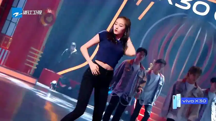 《王牌对王牌》关晓彤精彩合集,关晓彤谈空姐之歌回应被黑经历