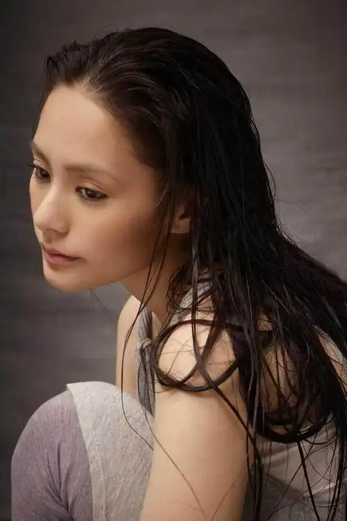 美女明星 钟欣桐