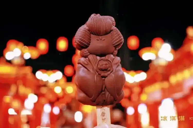 草莓味,巧克力味,香草味口味附着足以沉溺整个夏天的甜意被造型惊艳