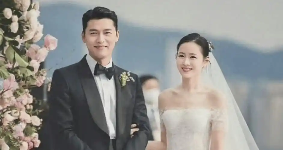 玄彬孙艺珍同框看球赛!玄彬幸福肥显邋遢,女方颜值依旧在线