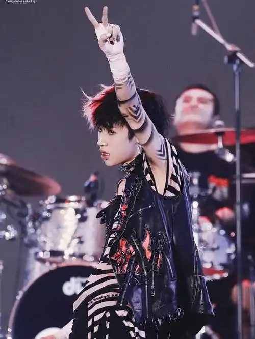 常州太湖湾音乐节小鬼王琳凯