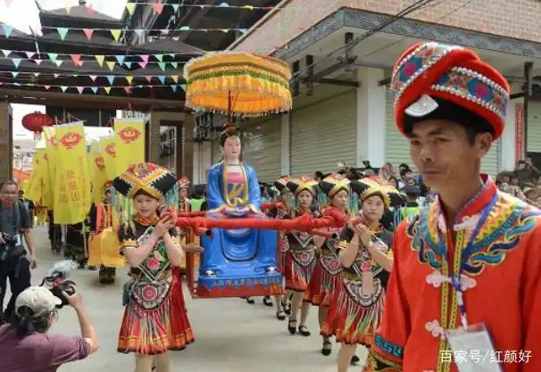 壮族"三月三"的习俗,从中感受壮乡人民的智慧