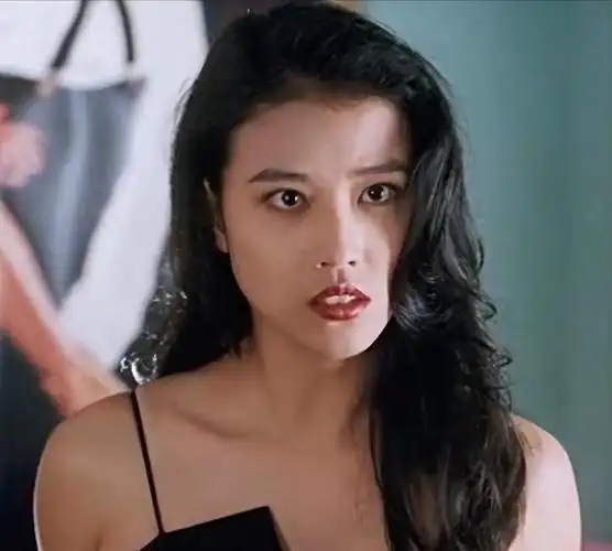 周海媚之死引人反思香港的女明星为什么大多选择了不婚不育