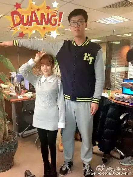 身高160170女生发话155的妹纸请不要抢我们的180男票