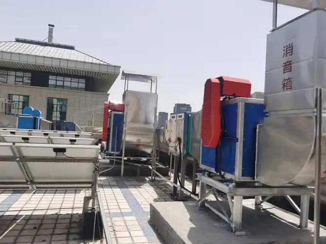 柜式离心风机餐厅厨房现场安装照片-郑通风机厂家-远程雾炮机|防爆雾