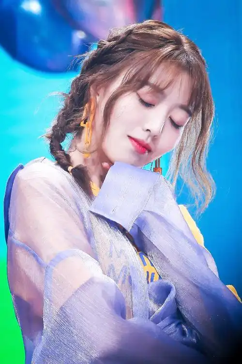 刘人语《创造101》高清图片