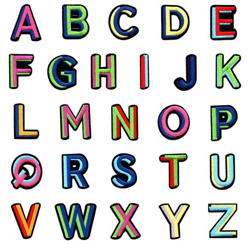 立体彩色英文字母布贴 大写字母衣服刺绣彩虹色布标可熨烫背胶贴