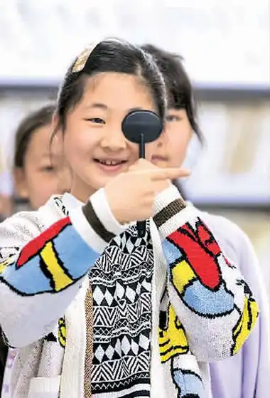 防控"小眼镜" 社会在行动