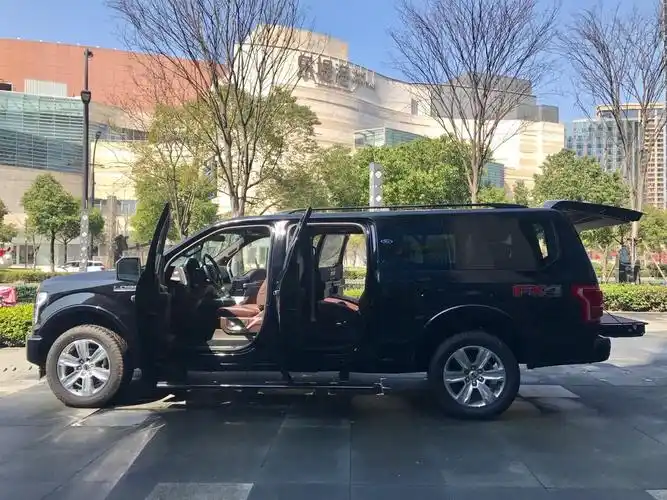 福特f150勇猛者,7座越野车