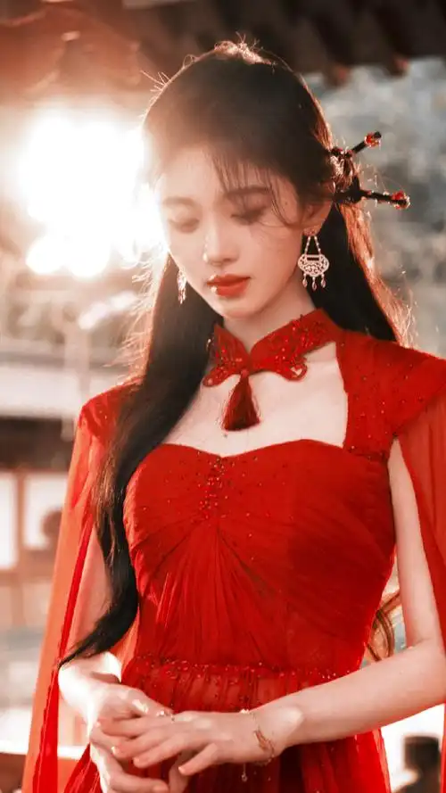 对红衣小鞠毫无抵抗力|#鞠婧祎