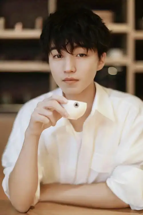 王俊凯,阳光的味道