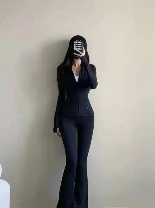 马思纯卫衣喇叭裤太青春学生妹啦开春这组穿搭显高10厘米显瘦10斤