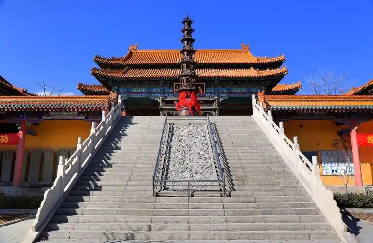 唐山市玉田县鼓楼东街111号