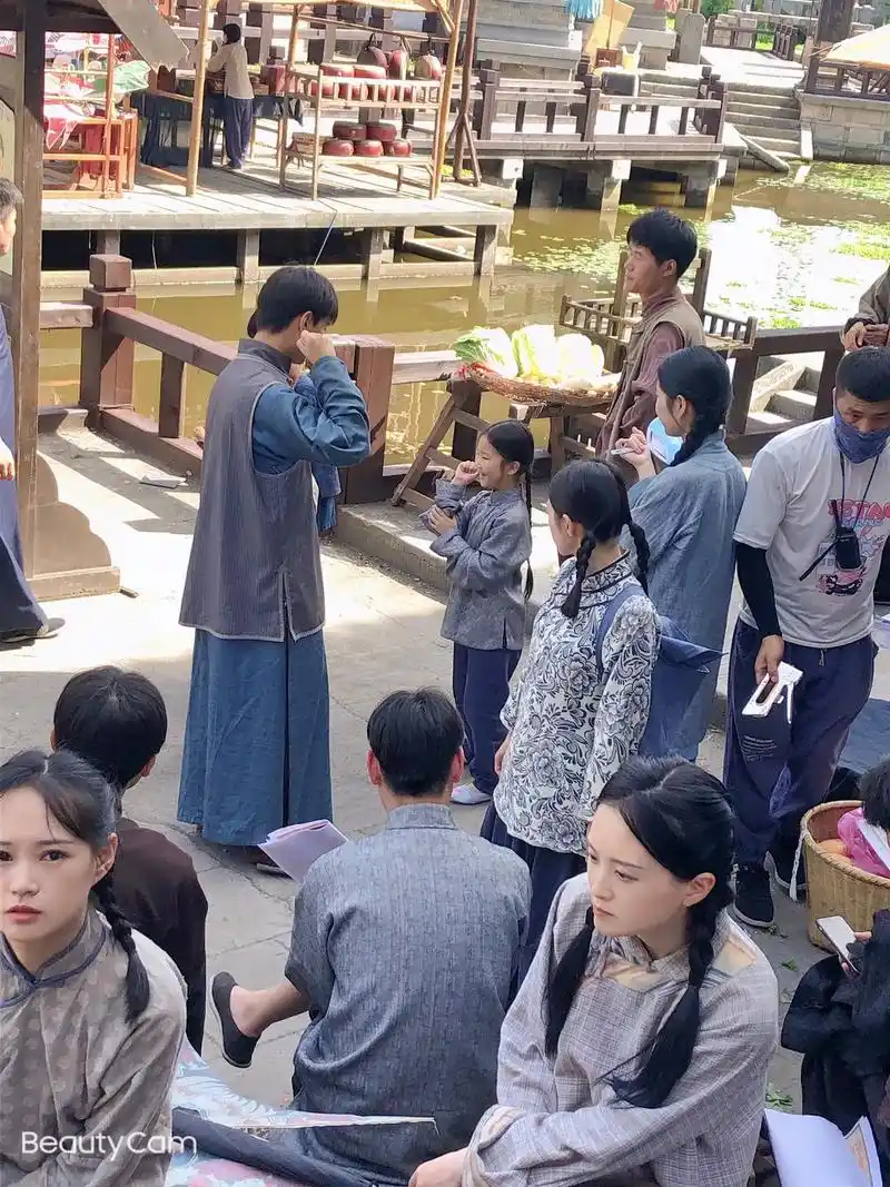 剧组 #工作花絮 #拍摄现场 #只有照片能记录这份珍贵 - 抖音