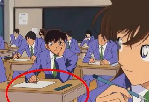 盘点童年动漫中的5个穿帮镜头,哆啦a梦变大长腿,柯南有六根手指