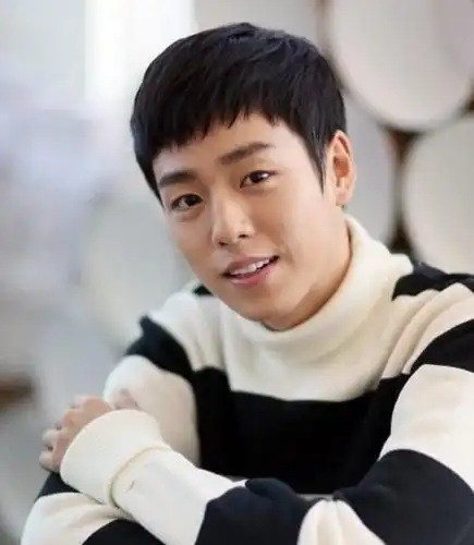 李玹雨专访:金秀贤和金宇彬二选一的话.