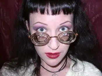 高度近视有什么危害高度近视有什么危害一,视网膜脱离:是高度近视眼