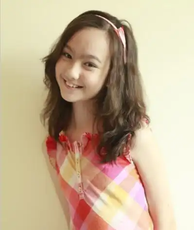 你们觉得,混血香奈儿漂亮吗?个人觉得她很靓