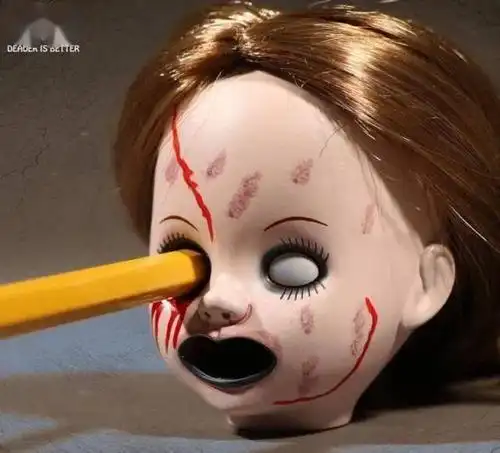 超人气恐怖玩具僵尸娃娃.吓得我好想入手一个啊!