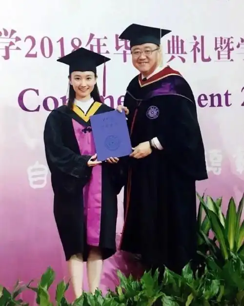 看了林妙可的遭遇我才明白王为念当年的话有多正确