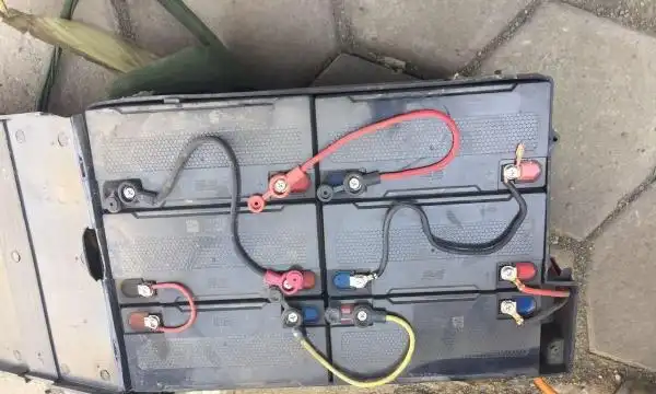 都市风 8成新 7个月车 72伏 6块电瓶