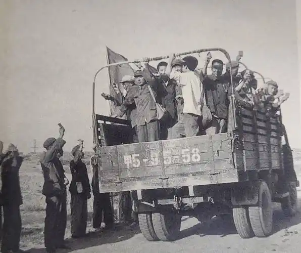 原创济南知青回城后成黑户32岁摸电门自杀死时身上仅剩3角6分钱